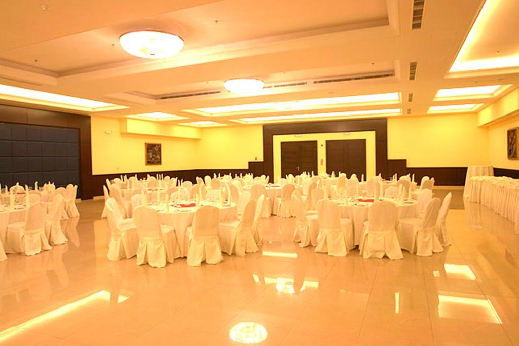 Transcorp Hotels Calabar Exterior foto