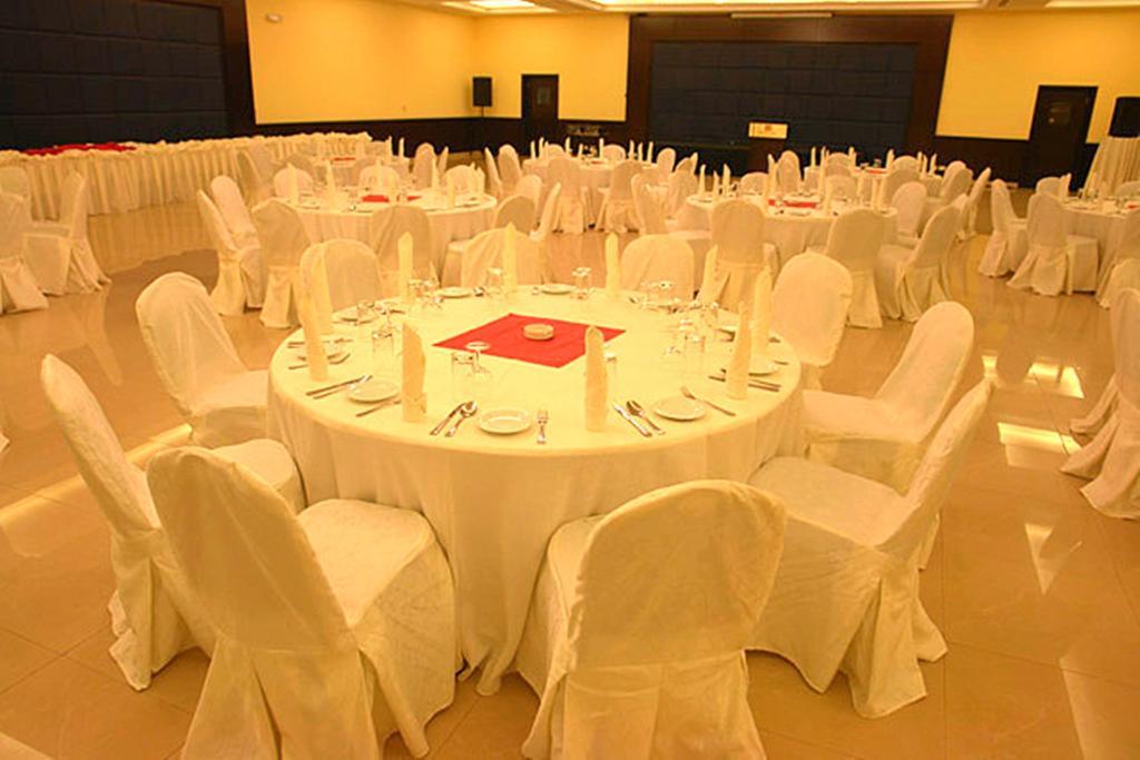 Transcorp Hotels Calabar Exterior foto