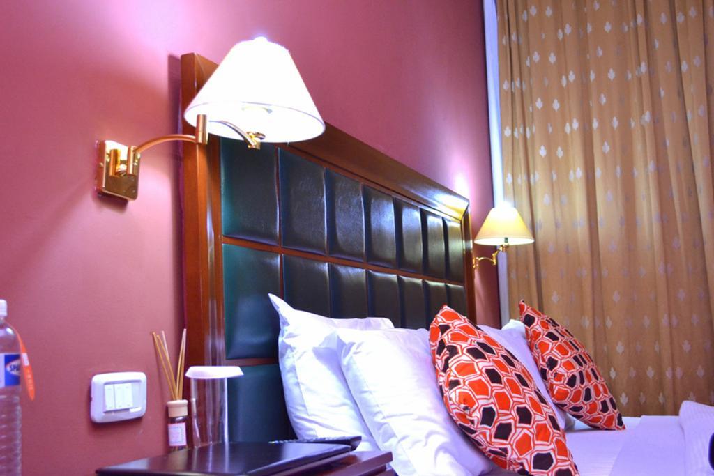 Transcorp Hotels Calabar Habitación foto