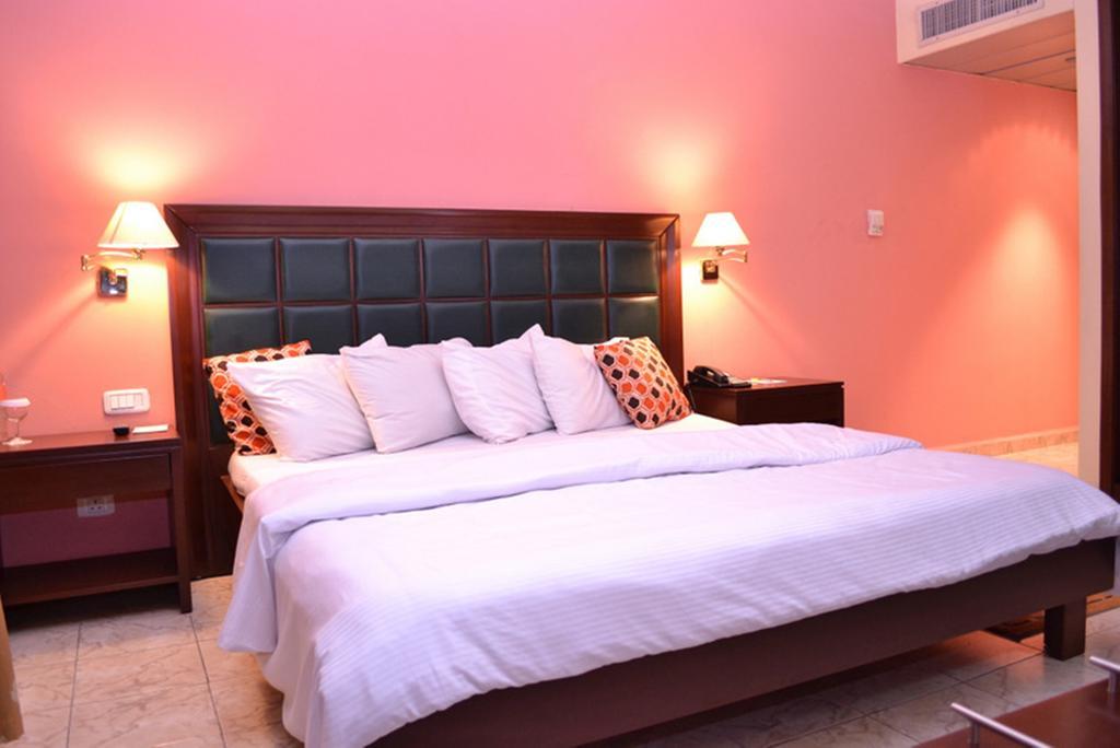 Transcorp Hotels Calabar Habitación foto
